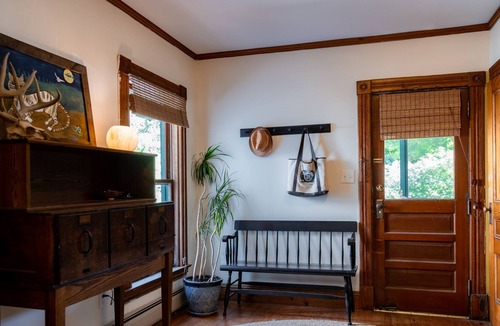 Charlotte Condo | Newly Renovated Condo in Former Historic Inn