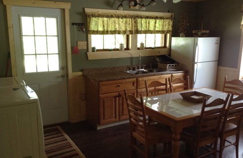 Hico Cabin | nFern Creek Cabins @ New River Gorge, Secluded, White Water, Hiking, Hot Tub.