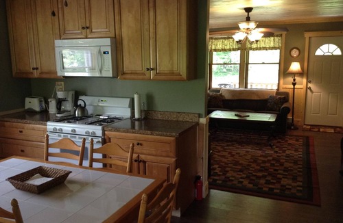 Hico Cabin | nFern Creek Cabins @ New River Gorge, Secluded, White Water, Hiking, Hot Tub.