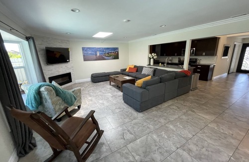 Lake Forest House | Nice backyard with pool and outdoor BBQ
