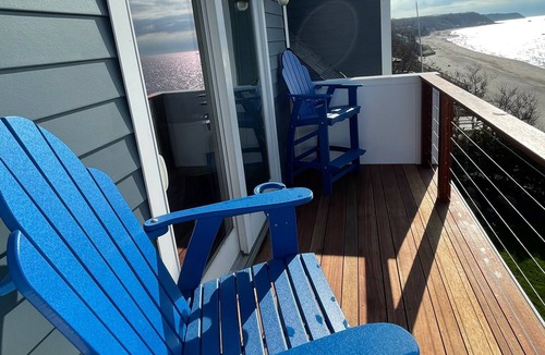 Northville House | North Jamesport Sound front beach house
