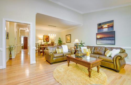 North Raleigh House | North Raleigh Vacation Rental about 8 Mi to Downtown!