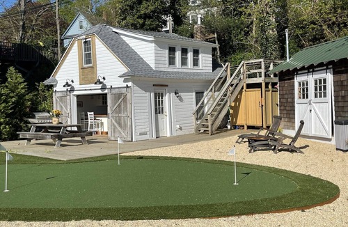 Northport Cottage | Northport quaint restored Boathouse with sunset views!