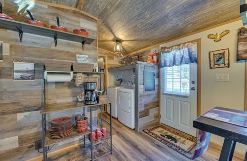 Northville Cabin | Northville Cabin with Fire Pit, 4 Mi to Boat Ramp!