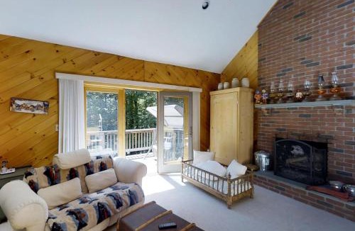Wardsboro House | Oak Hill Solitude