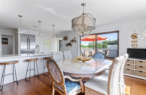 Fire Island House | Ocean Beach 4Bed 2.5Baths Luxury Kitchen Spacious Decks Swim Spa Outdoor Shower