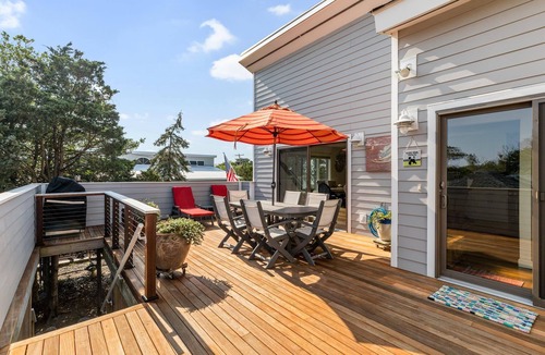Fire Island House | Ocean Beach 4Bed 2.5Baths Luxury Kitchen Spacious Decks Swim Spa Outdoor Shower
