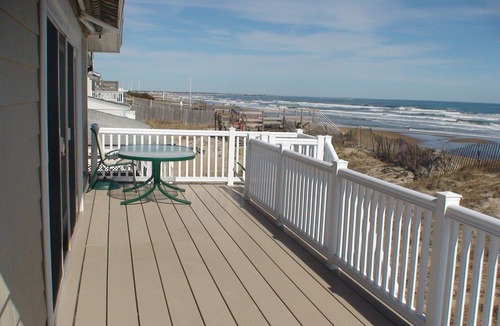 Salisbury House | Ocean Front Home For Rent