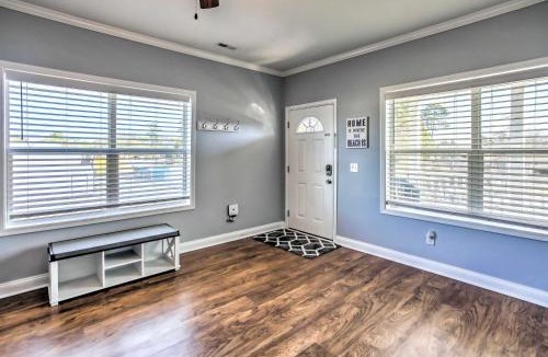 Ocean Isle Beach House | Ocean Isle Beach Escape - Centrally Located!