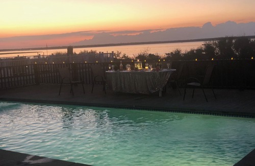 West Hampton Dunes House | Ocean,pool, boardwalk bay, bed,new kitch,new bath,new furn, steps to ocean