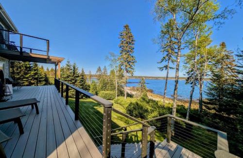 Prospect Harbor House | Oceanfront Crackling Cove Cottage Family firer pit slleeps 6