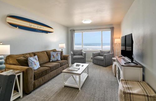 Lincoln City House | Oceanfront Suite - Upper Floor