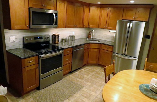 Mount Holly House | Okemo Ski Getaway in Mount Holly/Ludlow VT Under 5 miles to the slopes.