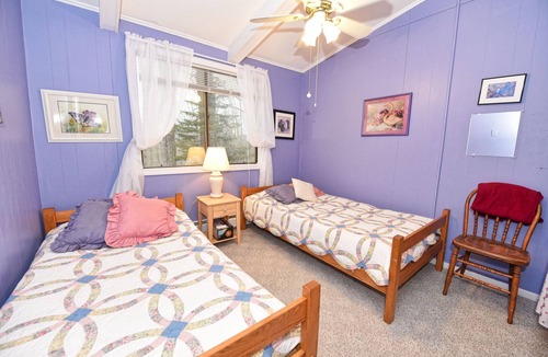 Eidelweiss Village House | One Level Living with Views of Mt Chocorua, 3 Bedrooms, 1 Bath Sleeps 6