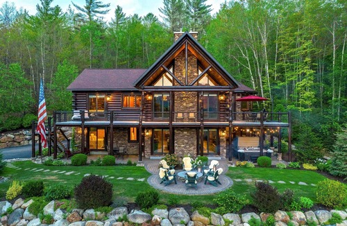 Intervale Ski Chalet | One-of-A-Kind Log Home in the Heart of the White Mountains NH