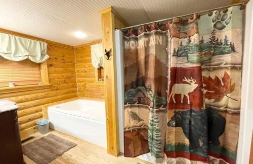 Basye House | One of a Kind Rustic Log Cabin near Bryce Resort - Large Game Room - Fire Pit - Large Deck - BBQ
