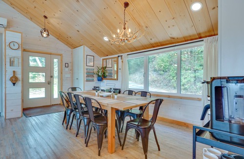 Florence Cabin | Orwell Cabin on Sunrise Lake w/Private Dock & BBQ