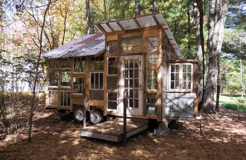 Woodridge RV Rental | Outlier Inn Tiny House 4 on Farm Upstate Catskills