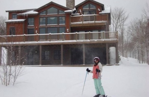 Bethlehem Villa | P5 Ski-in Ski-out rare find! Presidential View, single family with garage, pool table, ping pong