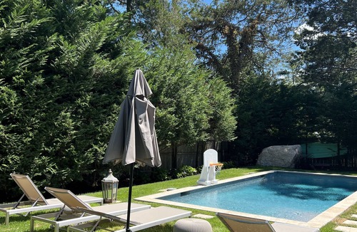 Sag Harbor House | Paddle board? Beach Sunsets? Fine dining? Vineyards? This is the ideal getaway.