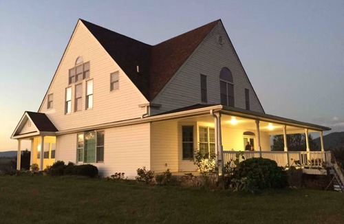 Max Meadows House | Panoramic Picturesque Home in Blue Ridge Mtns