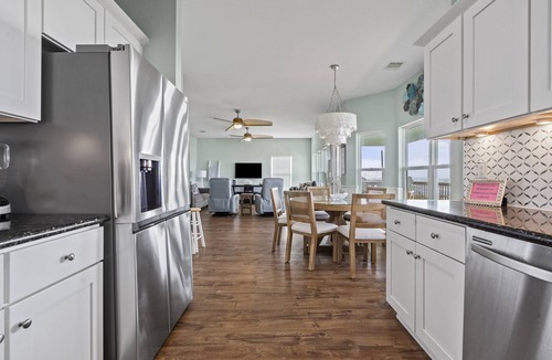Bermuda Beach House | “Paradise Found” Second row beach house with spectacular views of the ocean!