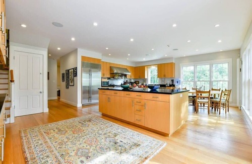 North Pomfret House | Peace & Tranquility At Your Our Own Private Estate