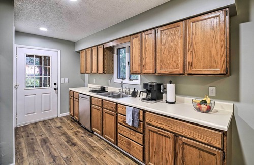 Welch Cottage | Peaceful Cottage w/Mtn View Near ATV Trails!