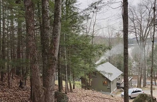 Sutton House | Peaceful Family-Friendly Sunapee Lake/Ski Retreat