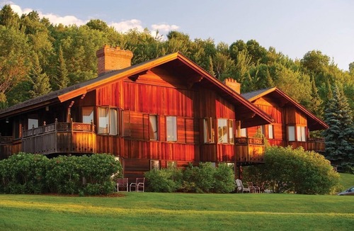 Moscow Condo | Peak Foliage - Trapp Guest House. Unbelievable Views! Sat-Sat weekly discounts