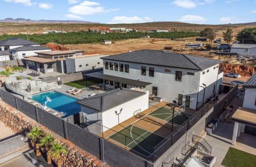 Hurricane House | Pecan Valley Oasis - Lux Pool, Sauna and Theater