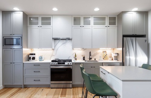 North Queen Anne House | Perch - Elegant 3BR Haven with AC Near Lake Union