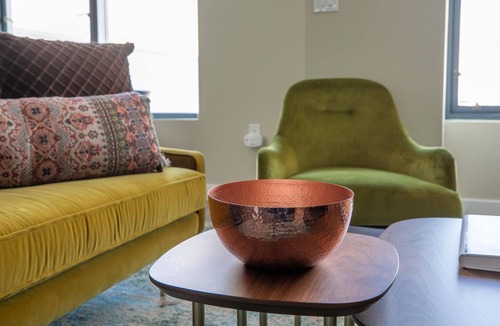 Theatre District Apartment | Pet-Friendly Furnished 1BR in Boston w/ Gym