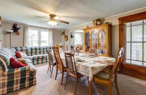 Smithmill House | Pet-Friendly Smithmill Retreat with Hunting On-Site!