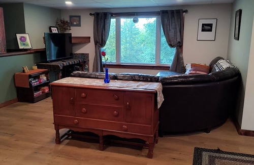Newport Apartment | Pleasant, spacious studio in Newport with gorgeous view of Lake Memphremagog