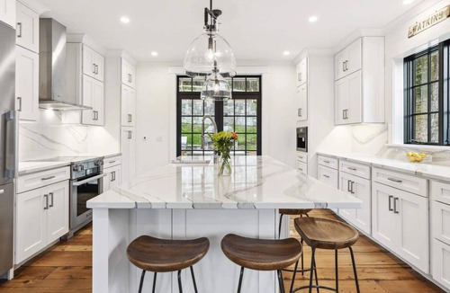 Woodstock House | Plunge Pool, Elevator, Walk to Town - Watkins Farm