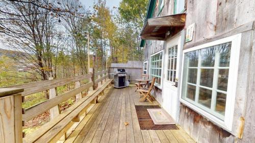 Chittenden House | Pond View Cabin