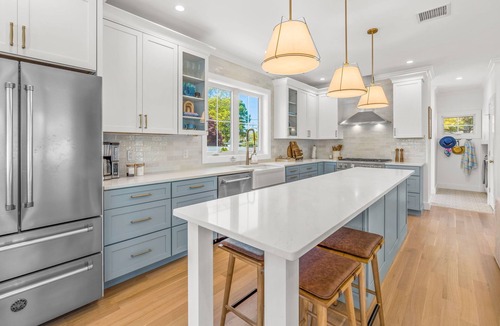 Popponesset House | Popponesset-3-bedrooms, 3.5 baths, sleeps 6, A/C, Pool, Firepit,