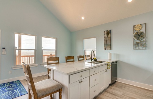 Galveston House | Port Bolivar Beach House w/Oceanfront Views!