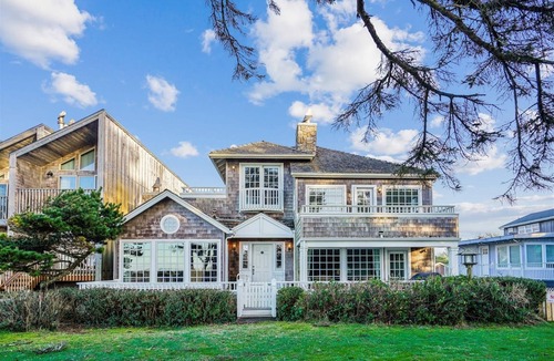 Cannon Beach House | Port House - New Oceanfront Listing! - Beachcomber Vacation Homes