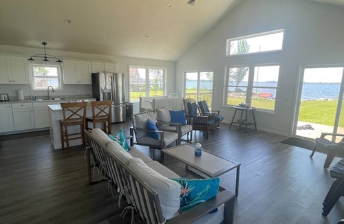 Sandy Creek House | Price lowered CAMP ON SANDY POND, NY, Sleeps 7, GOLFER'S & FISHERMEN'S DREAM!