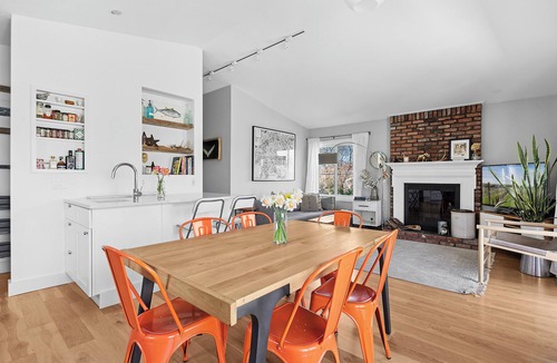 Montauk House | PRICE REDUCED Family Friendly, 3Bd Centrally Located Home with Fenced in Yard