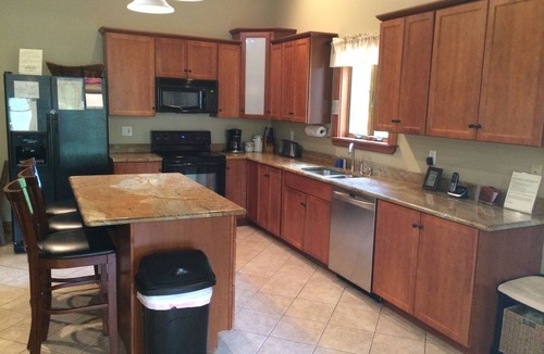 Bartlett House | Privacy, Spacious Home, Minutes to Attitash, Rocky Branch Trail, Storyland.