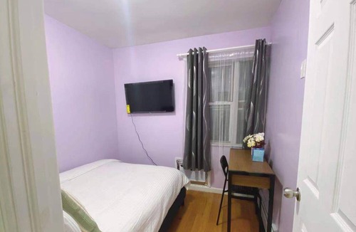 East Flushing Apartment | Private Apartment in Flushing - Near MTA buses