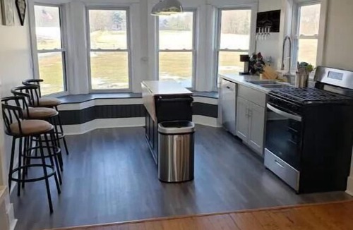 Charlestown House | Private & Cozy Farmhouse in New Hampshire