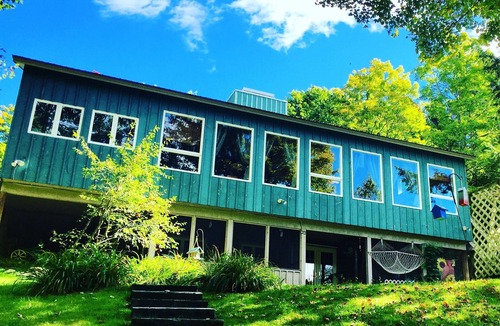 Bread Loaf Cabin | Private Green Mountain get-away with pond in Ripton*