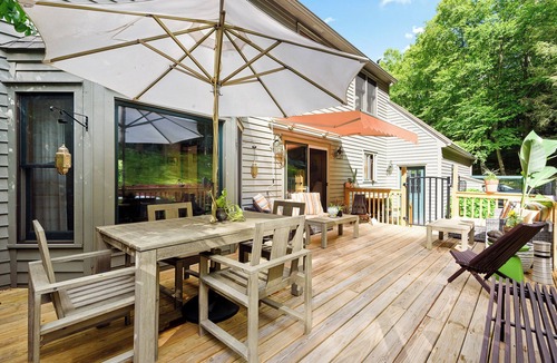 Montgomery House | Private Home with Pool & Jacuzzi in the Hudson Valley