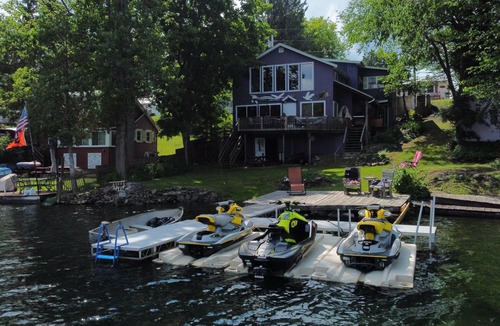 West Eaton House | Private Lake Front Home
