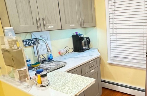 Bay Shore Apartment | Private Queen BedRm, Events, PetPally, LTR, MTR, STR