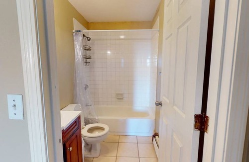 Allston Resort | Private room ∙ 1 bedroom ∙ 1 guest
